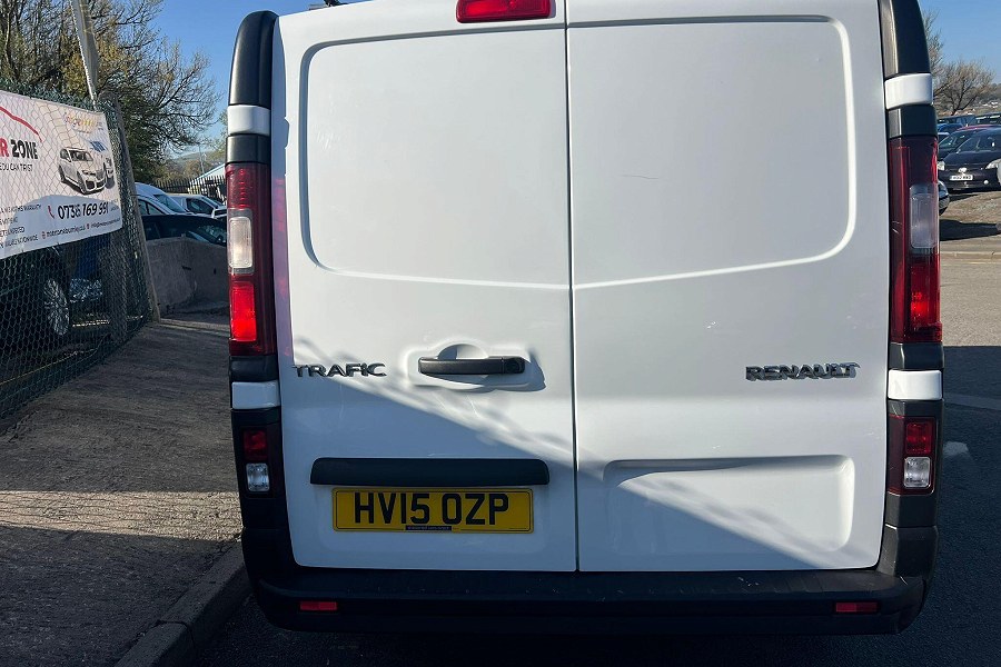 2015 Renault Trafic photo 11