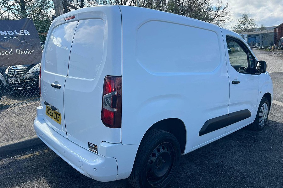 2019 Vauxhall Combo photo 12