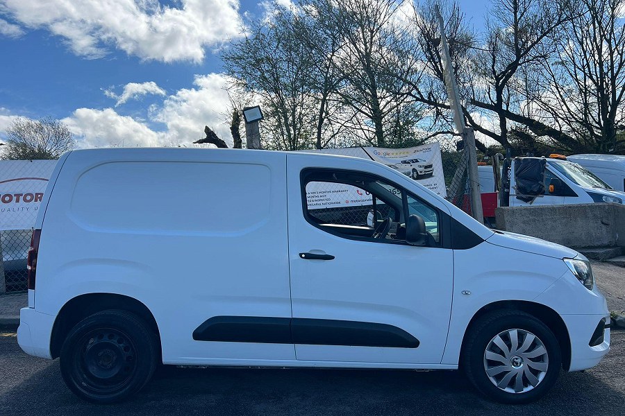 2019 Vauxhall Combo photo 11