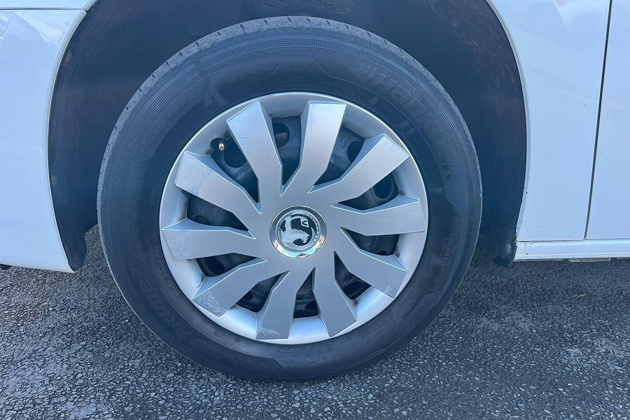 2019 Vauxhall Combo photo 14