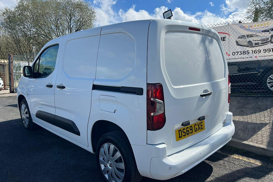 2019 Vauxhall Combo photo 7