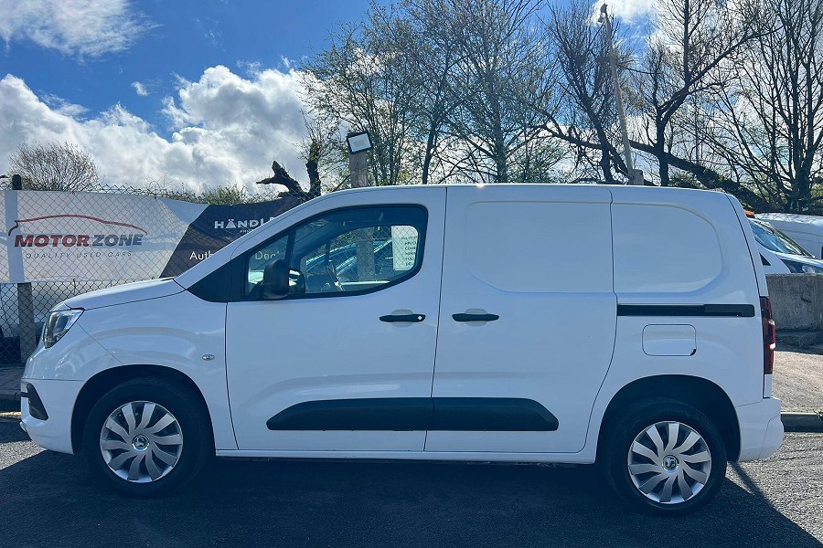 2019 Vauxhall Combo photo 4