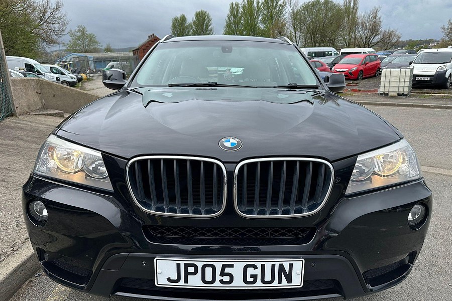 BMW X3 photo 2