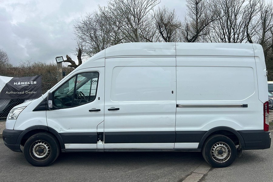 Ford Transit photo 2