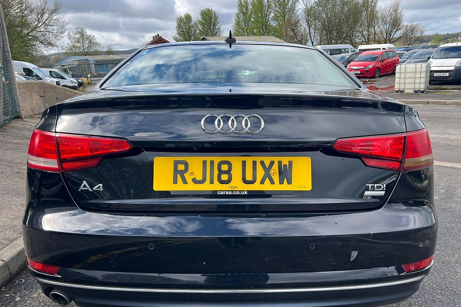 2018 Audi A4 photo 10
