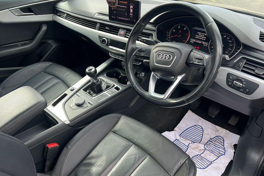 2018 Audi A4 photo 14