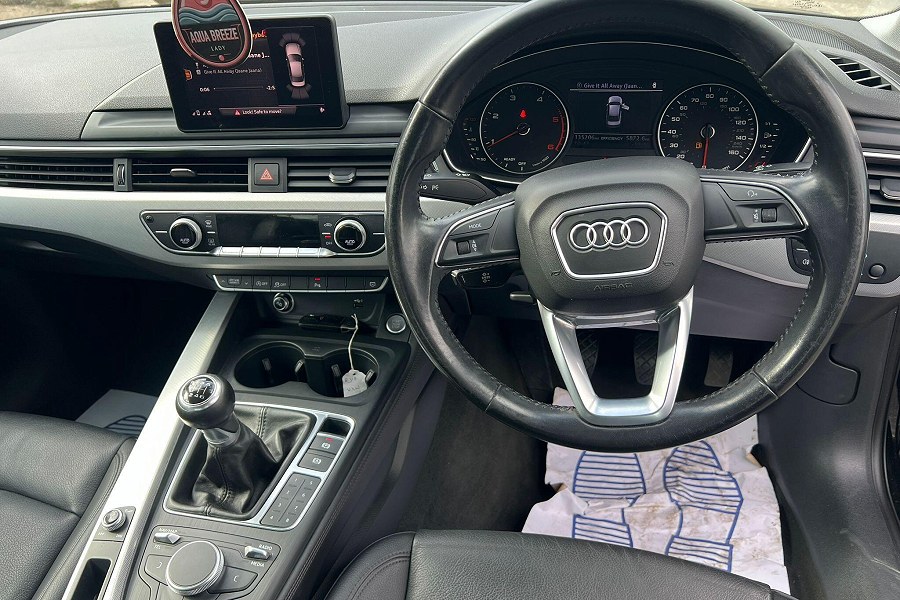 2018 Audi A4 photo 11