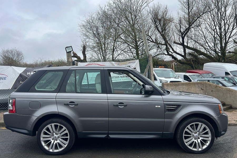2011 Land Rover Range Rover Sport photo 4