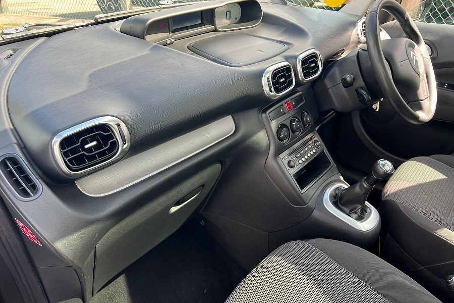 2014 Citroen C3 Picasso photo 8