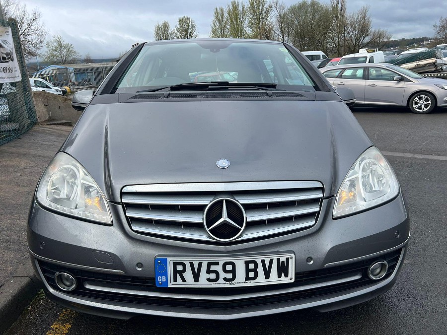 Mercedes-Benz A Class photo 2