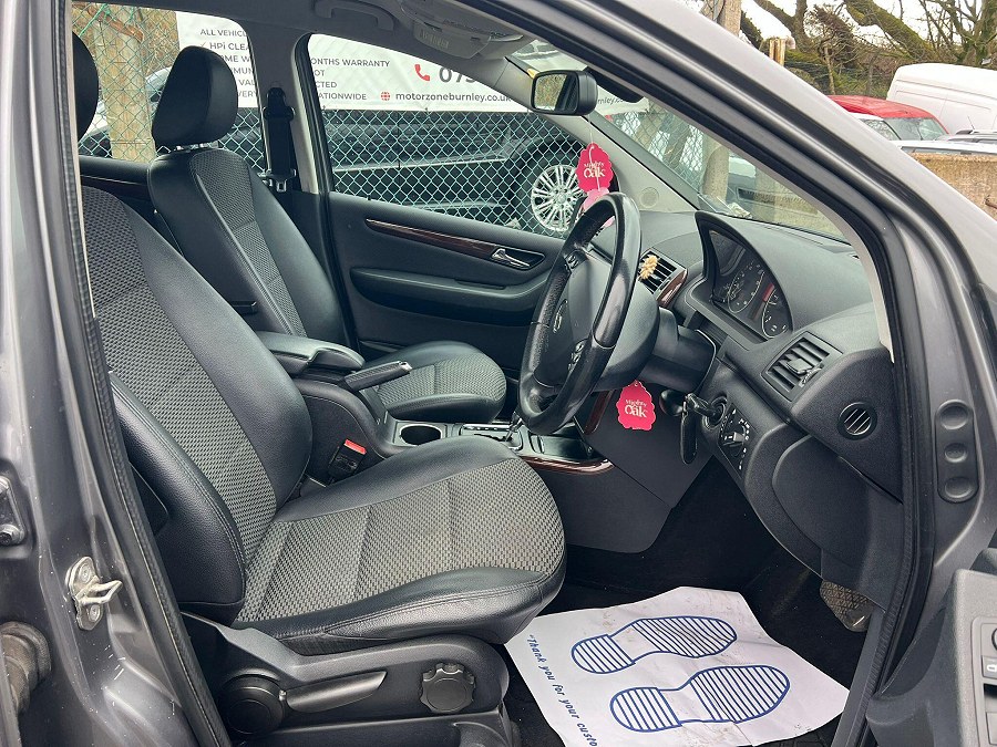 2009 Mercedes-Benz A Class photo 12