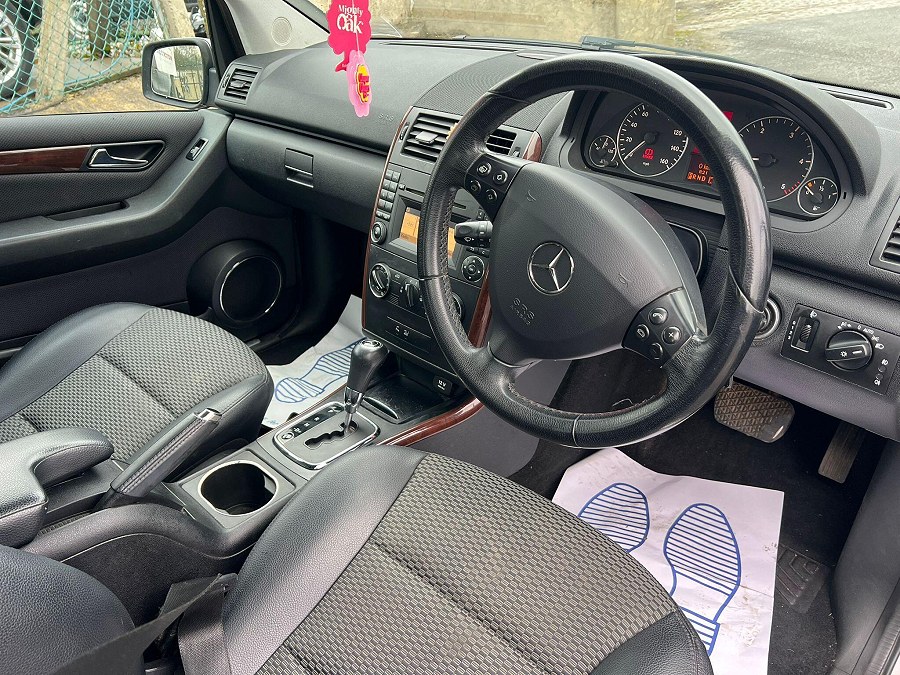 2009 Mercedes-Benz A Class photo 11