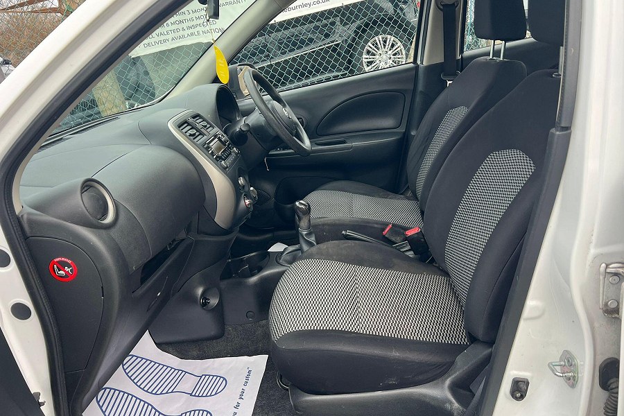 2014 Nissan Micra photo 14