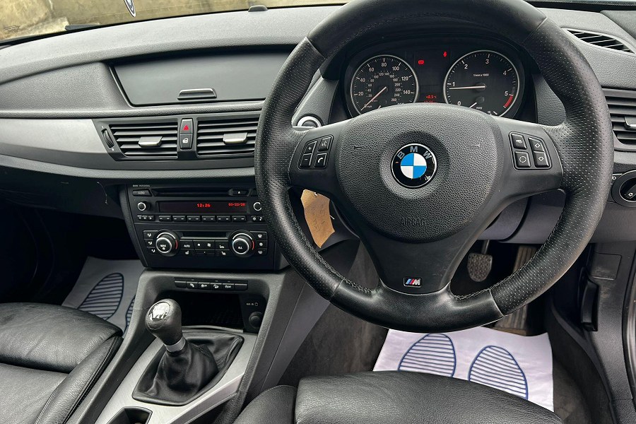 2011 BMW X1 photo 10