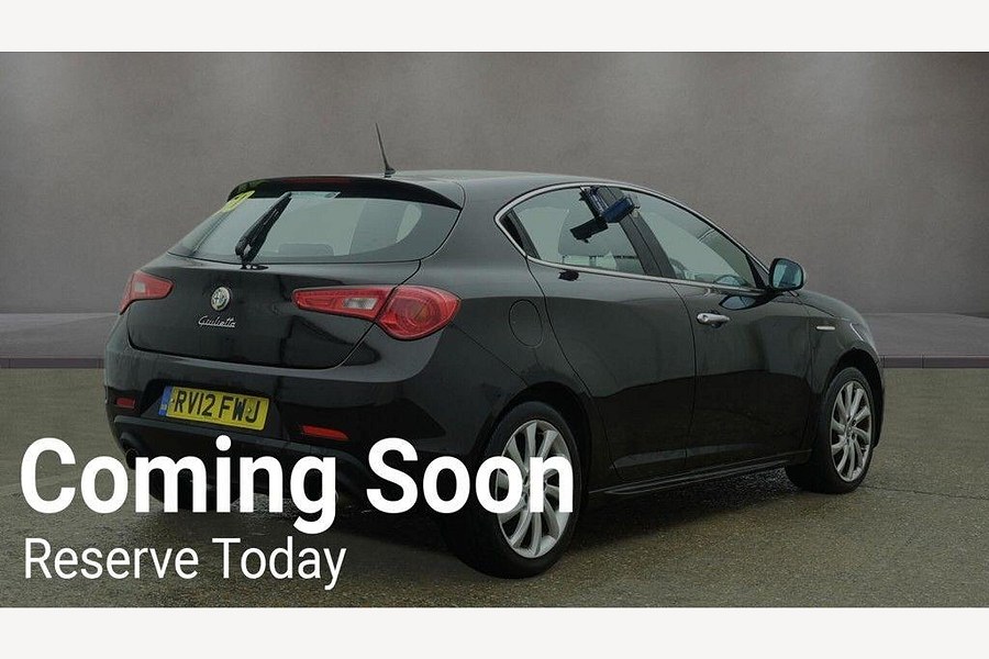 2012 Alfa Romeo Giulietta photo 4