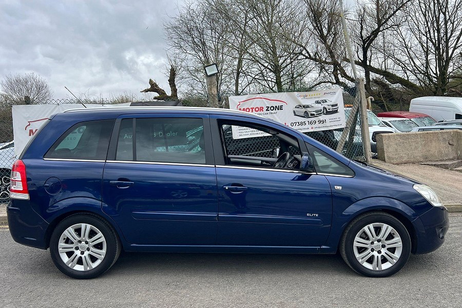 2010 Vauxhall Zafira photo 4