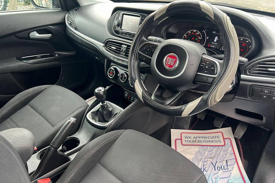 2016 Fiat Tipo photo 12
