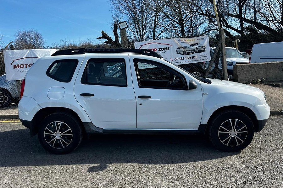 2015 Dacia Duster photo 7