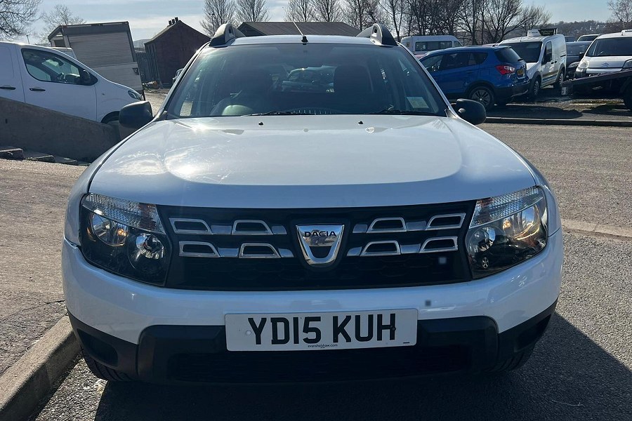 Dacia Duster photo 2