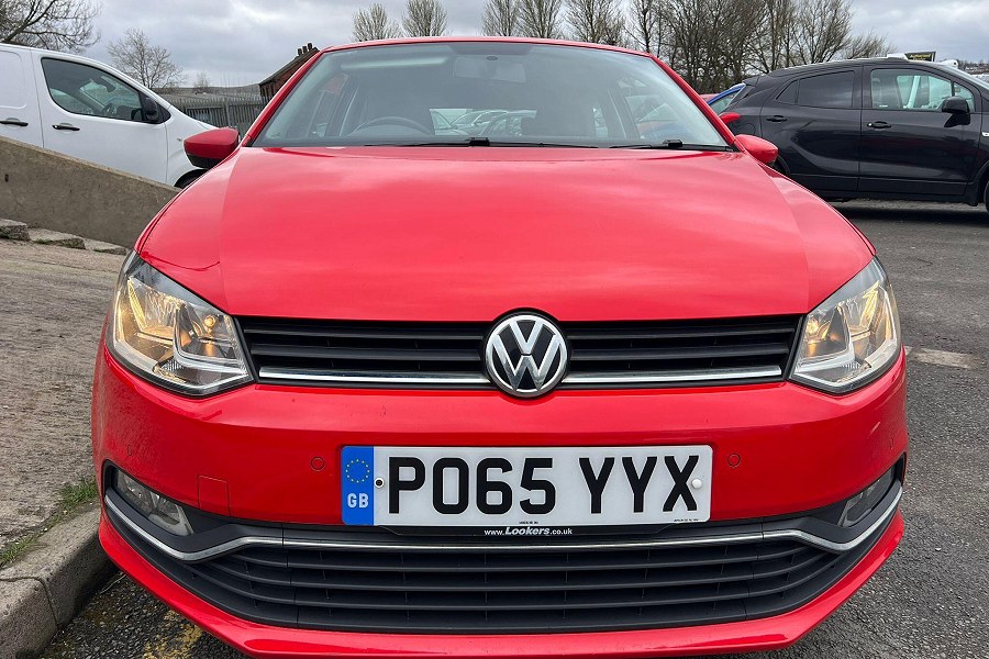 2015 Volkswagen Polo photo 9