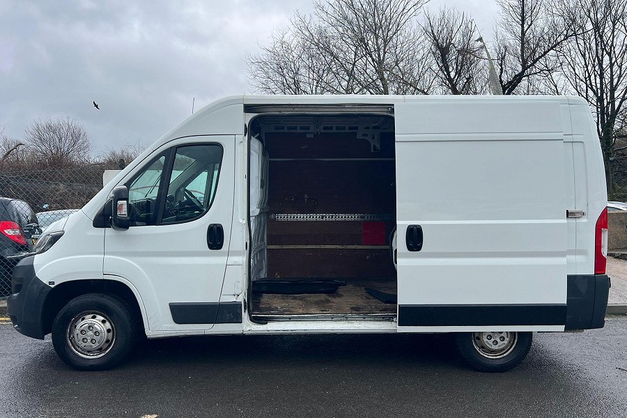 2016 Peugeot Boxer photo 3