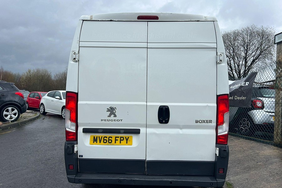 2016 Peugeot Boxer photo 8