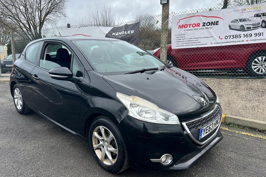 Peugeot 208