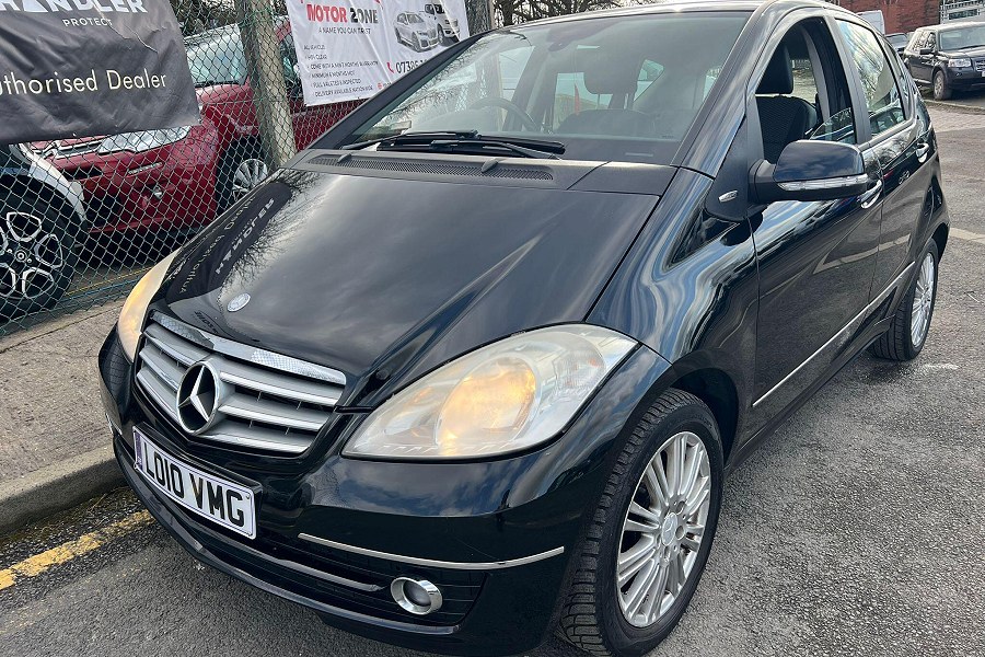 2010 Mercedes-Benz A Class photo 3