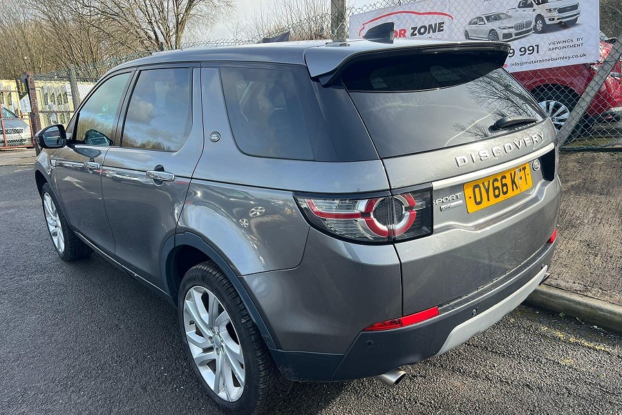 2016 Land Rover Discovery Sport photo 6