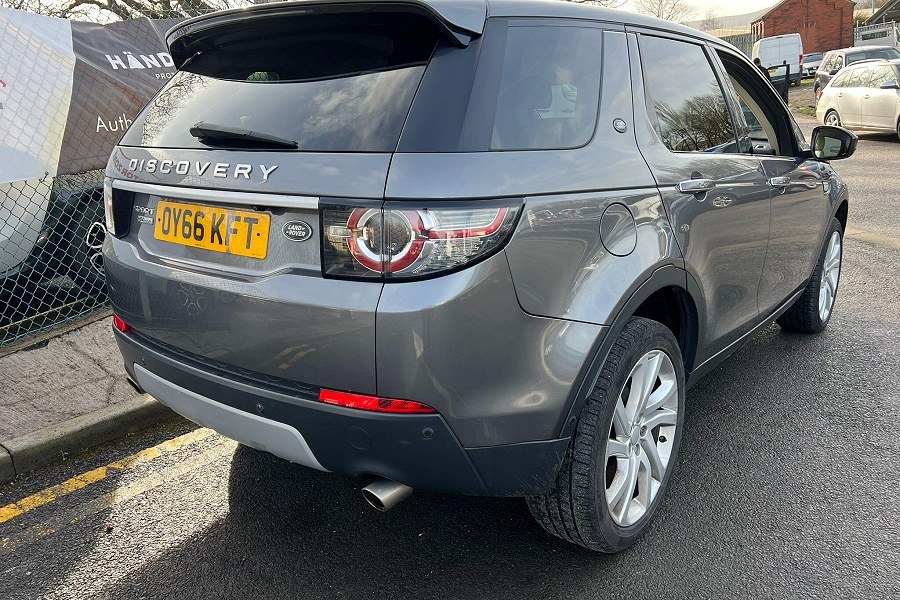 2016 Land Rover Discovery Sport photo 5