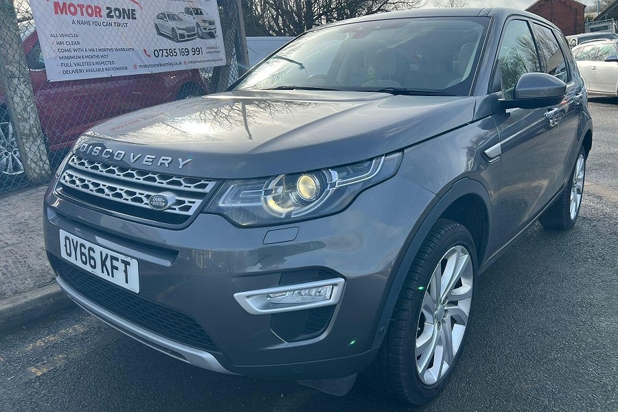 2016 Land Rover Discovery Sport photo 3