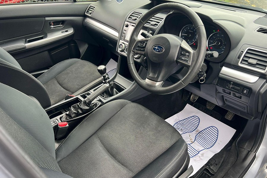 2015 Subaru XV photo 12