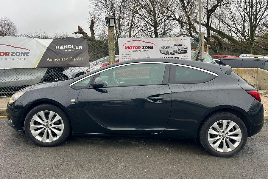 2013 Vauxhall Astra GTC photo 6