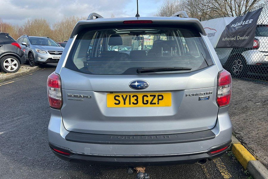 2013 Subaru Forester photo 7