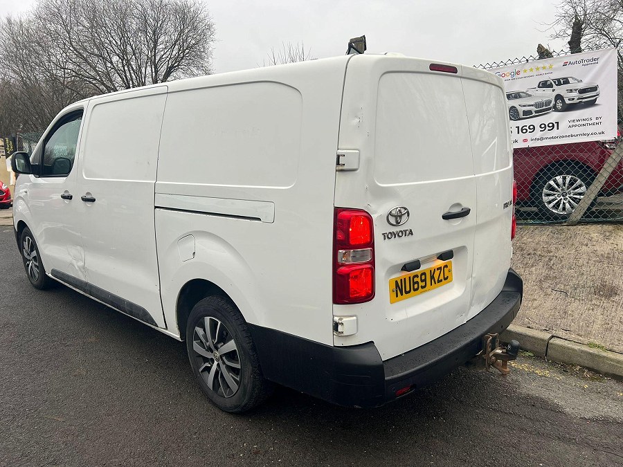 2020 Toyota ProAce photo 6