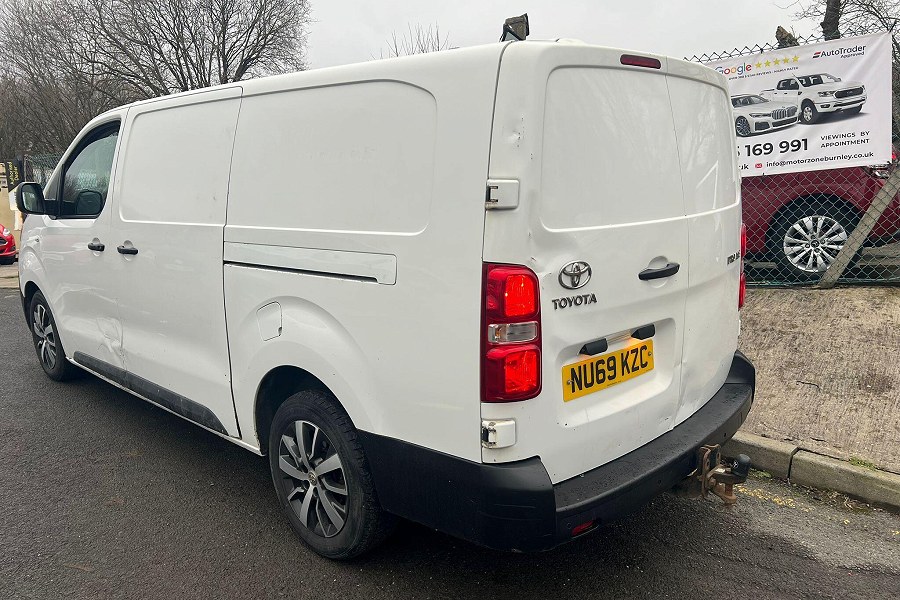 2020 Toyota ProAce photo 6