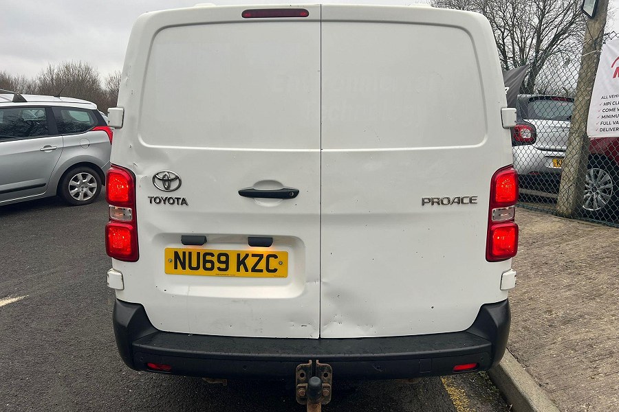 2020 Toyota ProAce photo 7