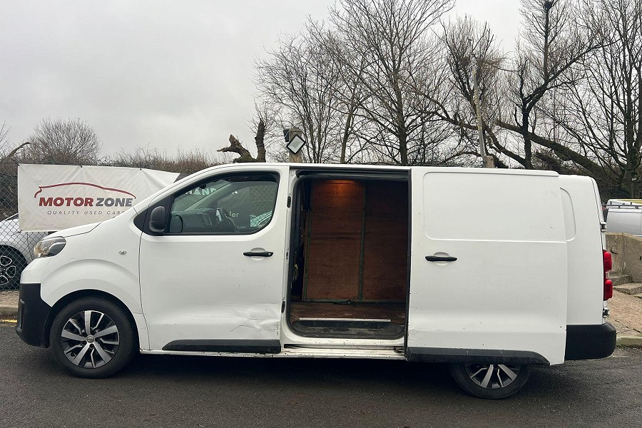 2020 Toyota ProAce photo 5