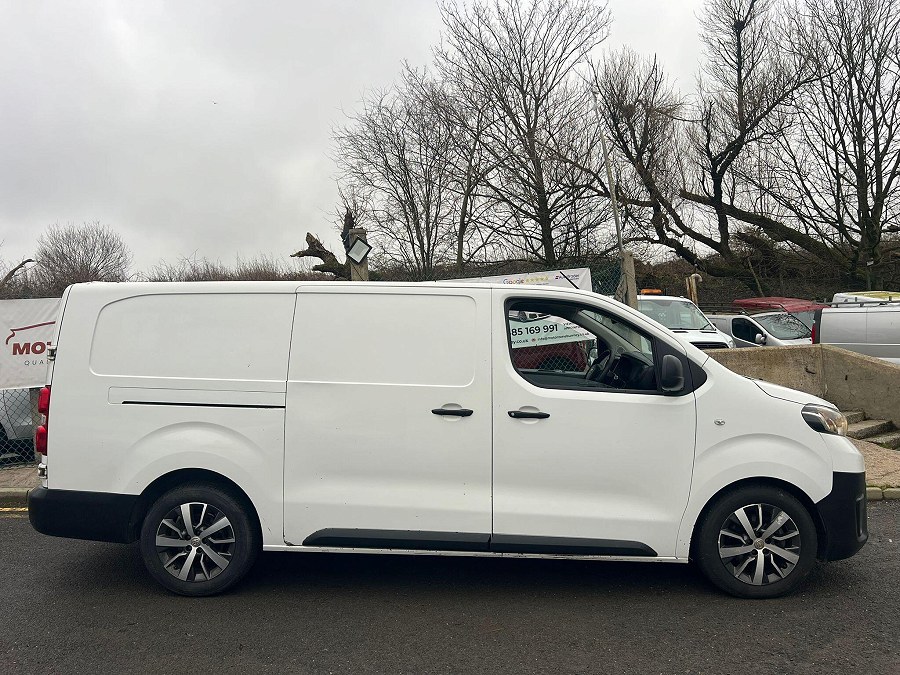 2020 Toyota ProAce photo 10