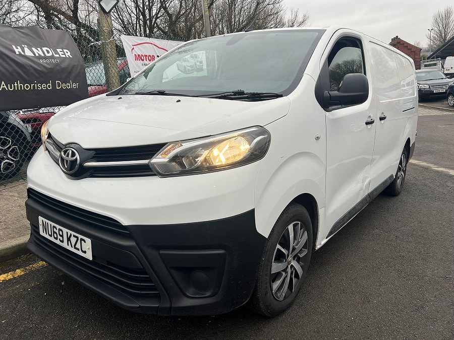 2020 Toyota ProAce photo 3