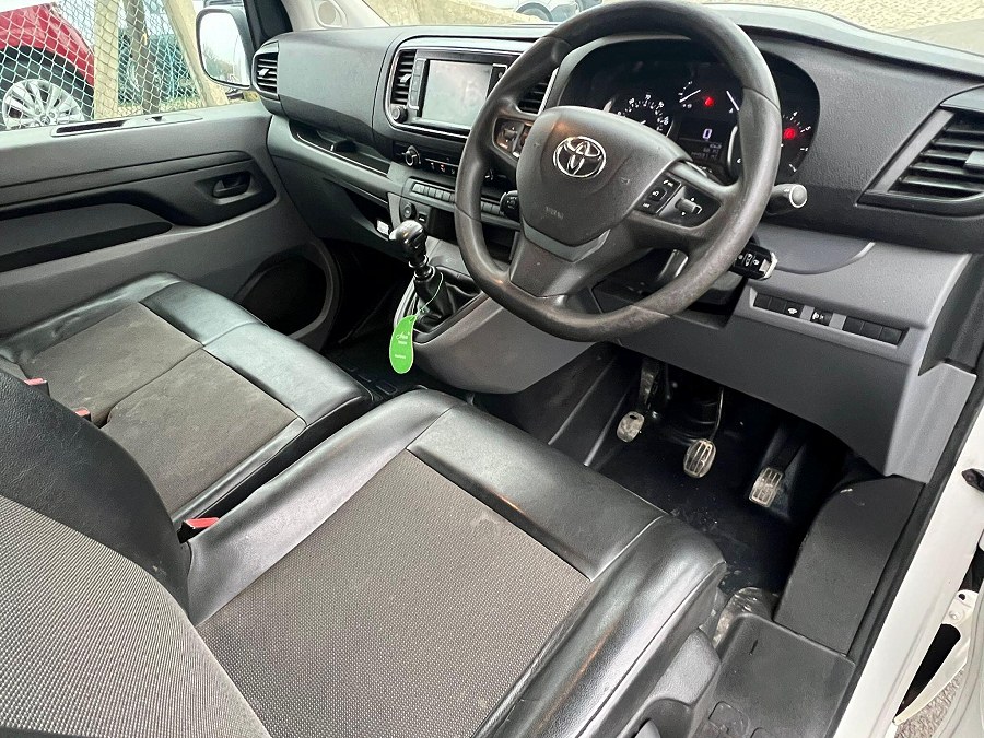 2020 Toyota ProAce photo 12