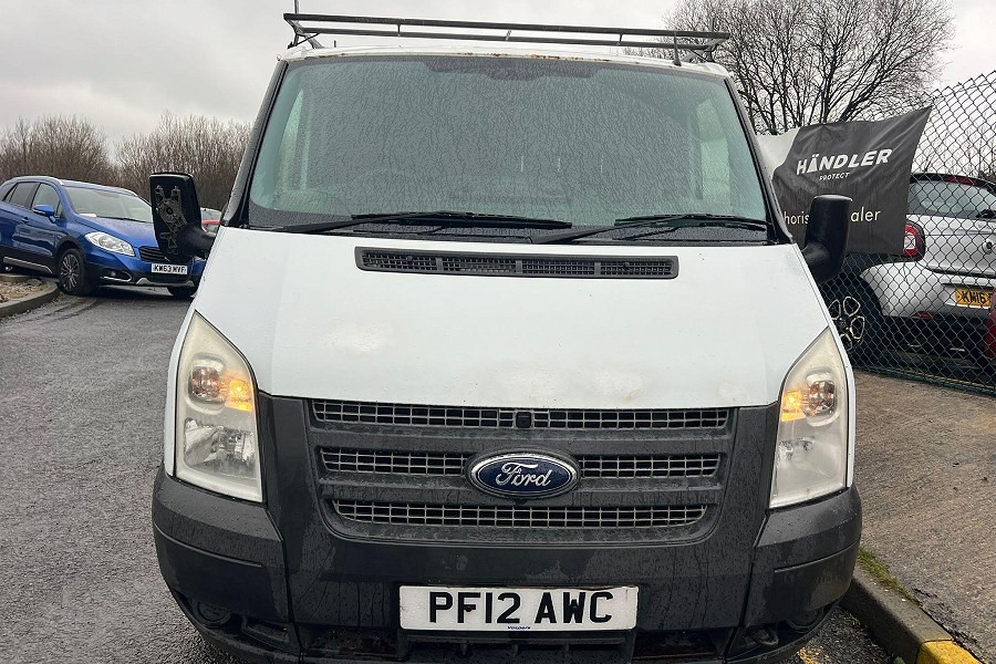 Ford Transit photo 2