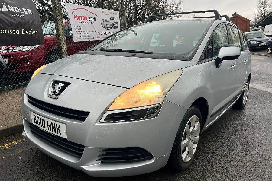 2010 Peugeot 5008 photo 5