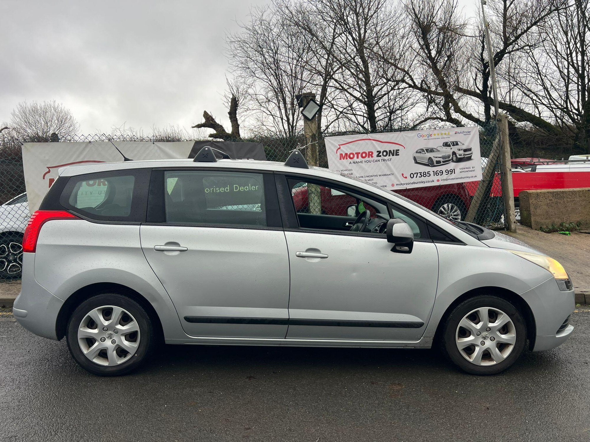 2010 Peugeot 5008 1.6 HDi Active Euro 4 5dr for sale at Motor Zone Burnley