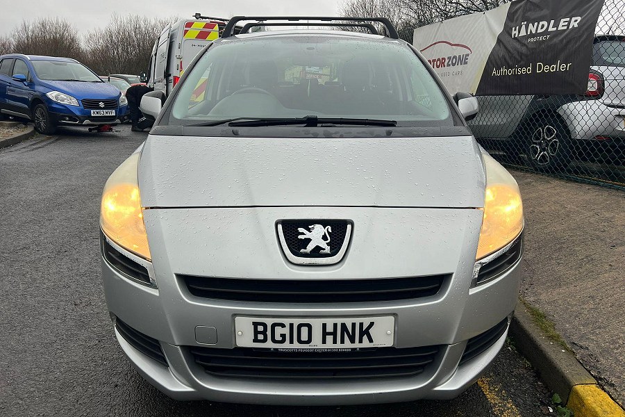 2010 Peugeot 5008 photo 7