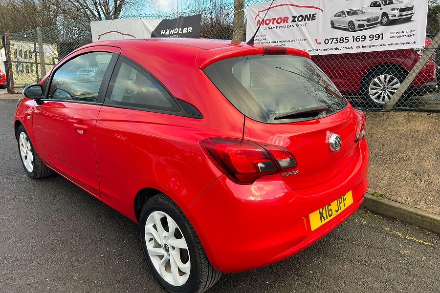 2015 Vauxhall Corsa photo 6