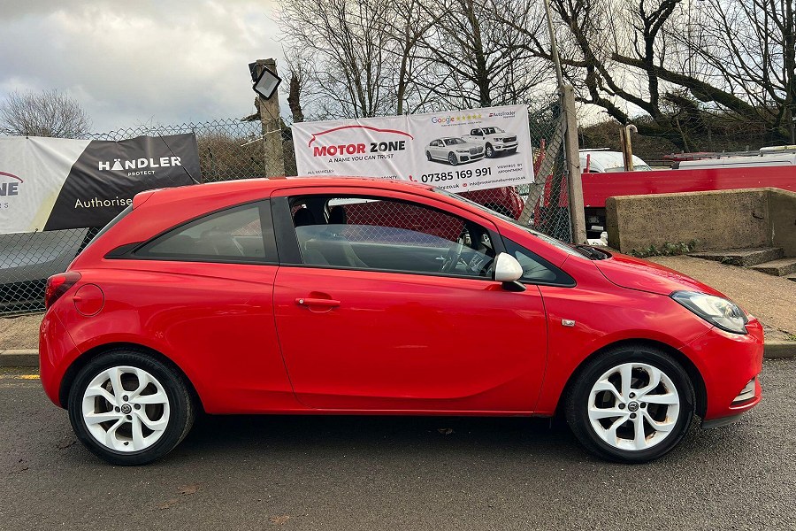 2015 Vauxhall Corsa photo 4