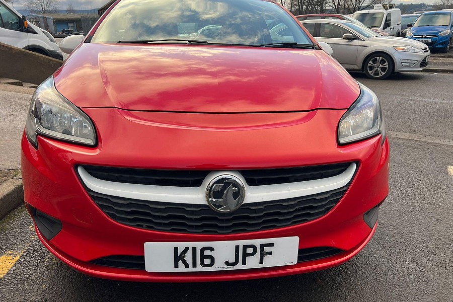 Vauxhall Corsa photo 2