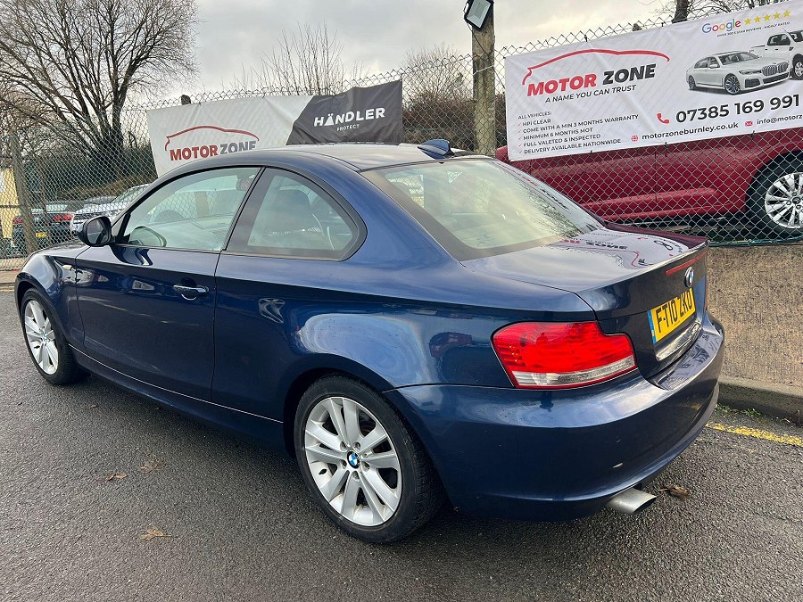 2010 BMW 1 Series photo 6