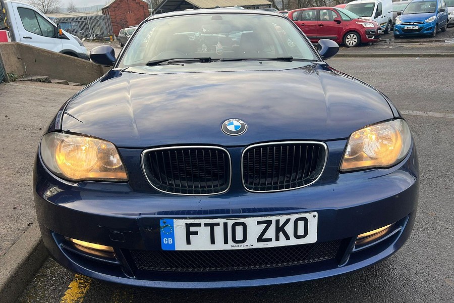 2010 BMW 1 Series photo 9